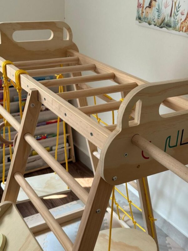 طقم ملعب خشبي داخلي للأطفال – طقم نشاط مونتيسوري (نسخة 2026)