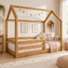 everest-honey-oak سرير أطفال Everest قابل للتعديل – تصميم منزل ينمو مع طفلك