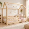 everest-natural-wood سرير أطفال Everest قابل للتعديل – تصميم منزل ينمو مع طفلك